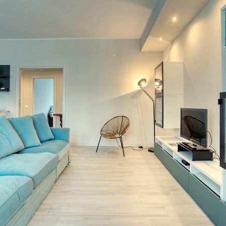 Caseospitali - Casa Janas, Elegante Trilocale Per 5 In Zona Centrale Милан Экстерьер фото